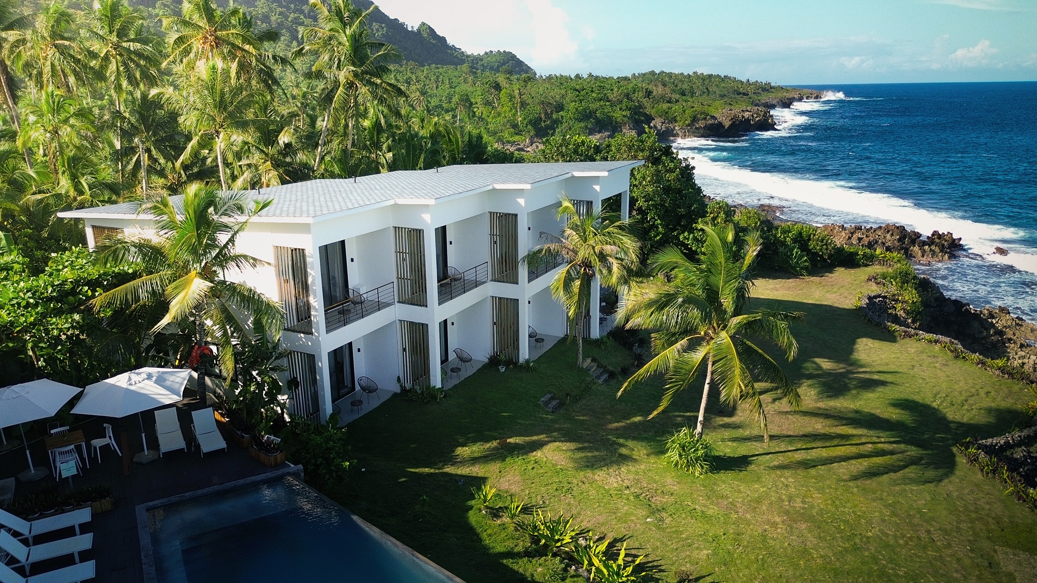 Trogon’s Perch resort architecture above the Pacific coastline