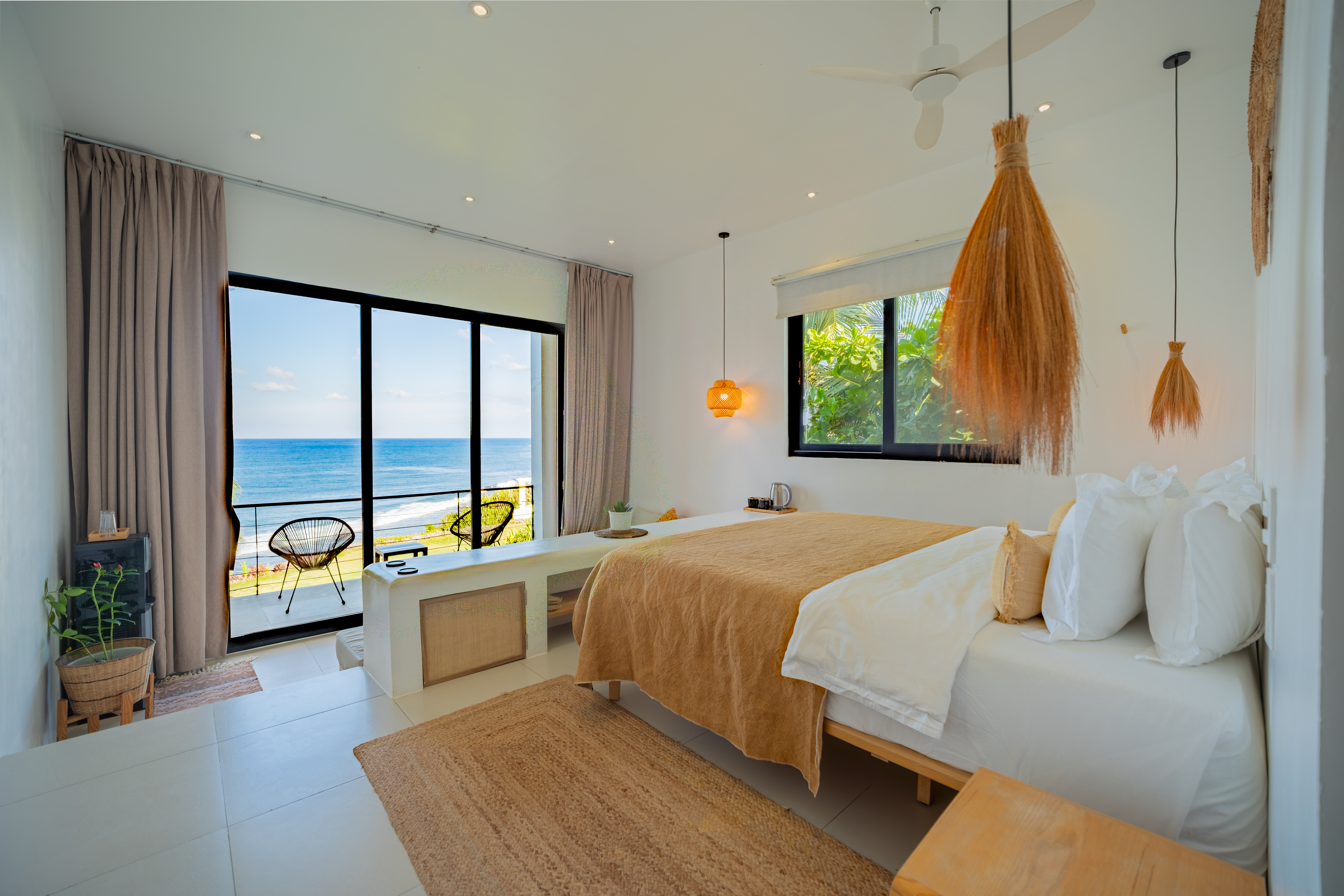 Deluxe Oceanfront Room with king bed and private Pacific Ocean view